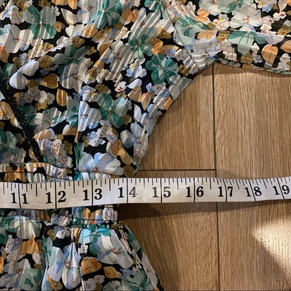 Axara Paris Floral Print Longsleeve Ruffle Dress Womens Size Small - Picture 7 of 8